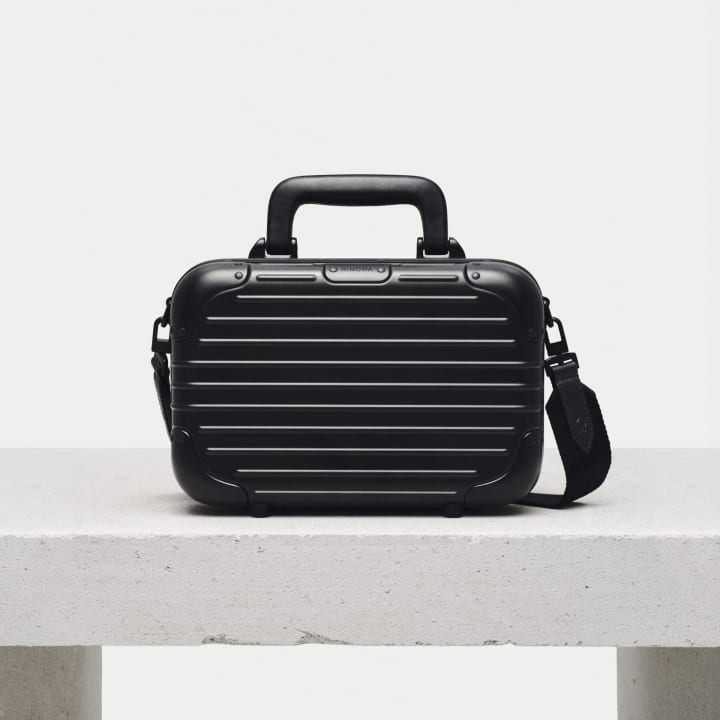 RIMOWA、ハンドバッグとしても使える 「Original Bag」を発売 | AXIS