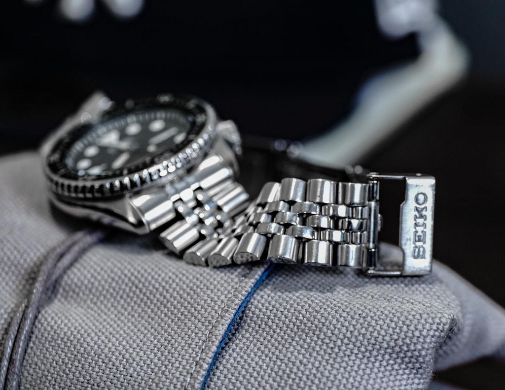 Hands-On Review Uncle Seiko SKX Z199 and Super Oyster Bracelets