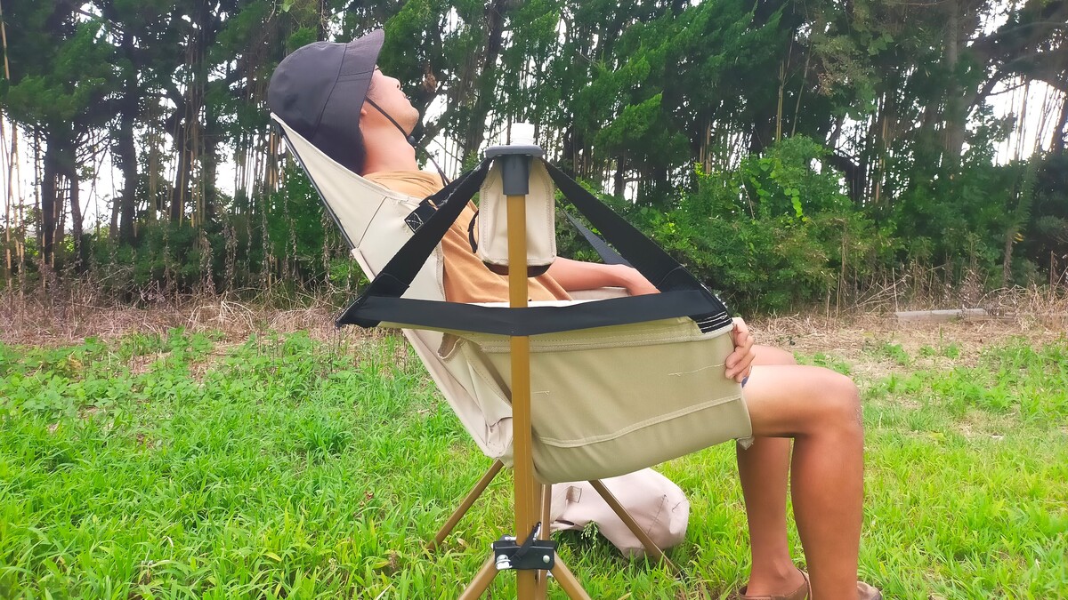 これはイス!? ハンモック!? 昼寝に最適なロゴス「ゆらゆらハンモック