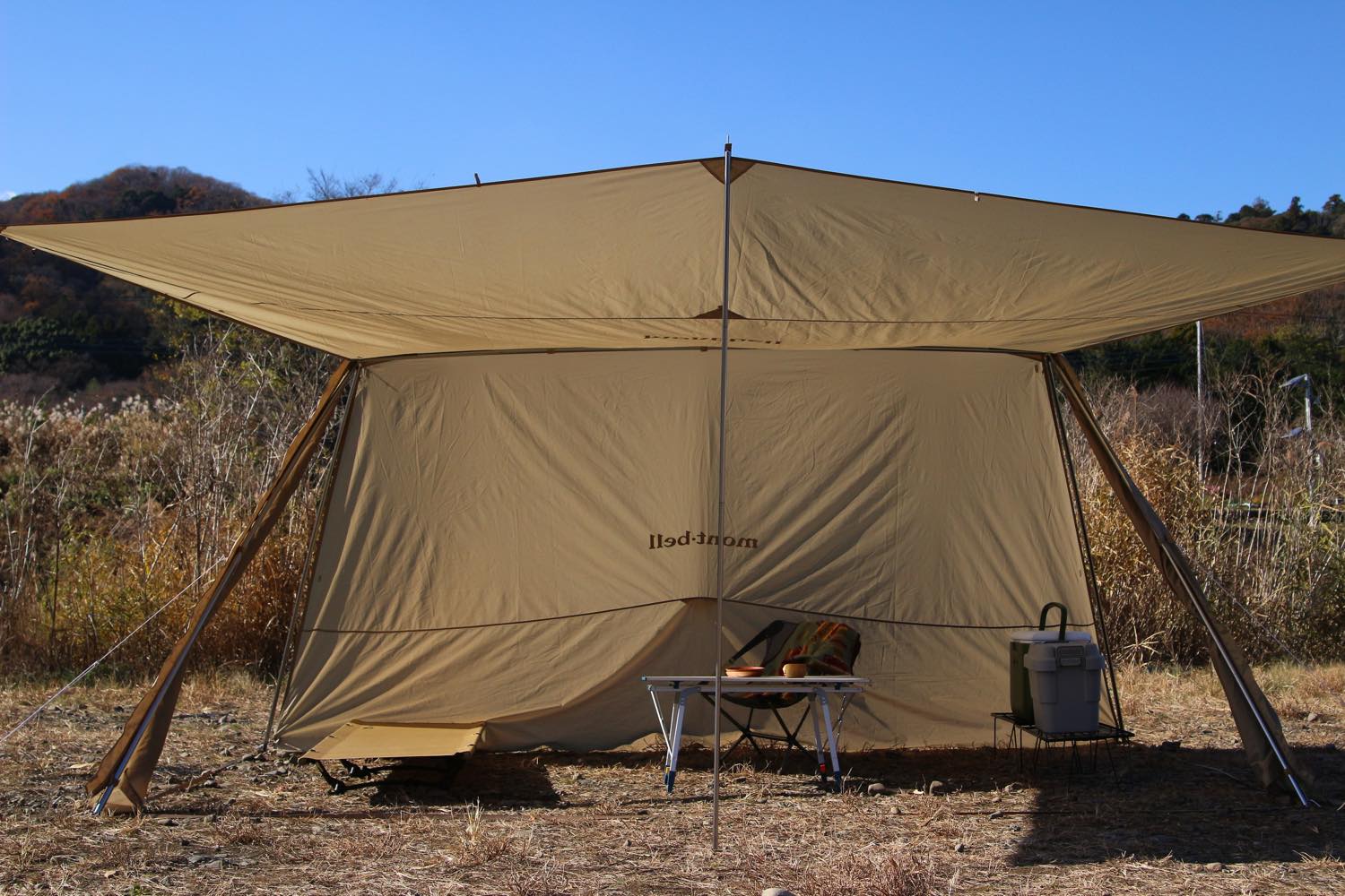 モンベルの新作「マルチシェード」は冬のソロキャンならLがいいかも