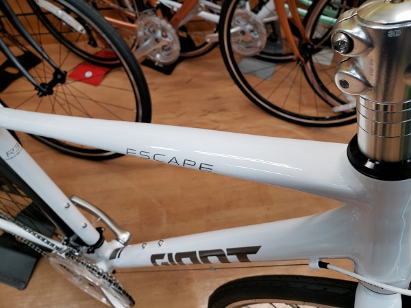 GIANT ESCAPE R3 XSサイズ（2022） | BICYCLE PRO SHOP なかやま