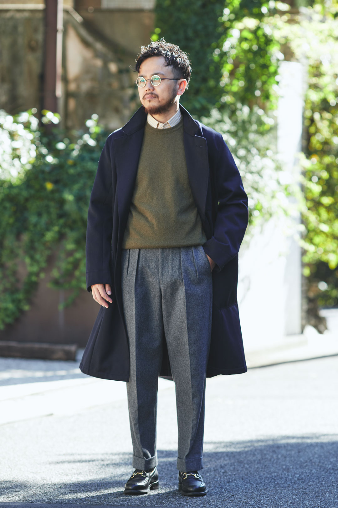 ジェンダーレスでオススメ！冬に使えるオフィサーパンツ