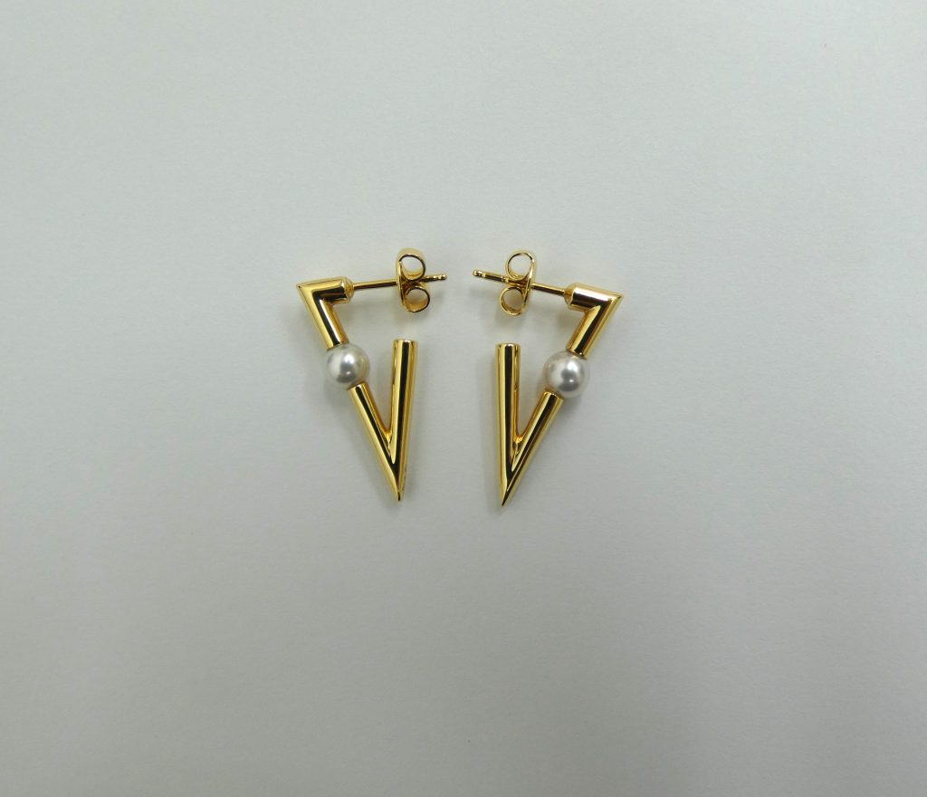 ミキモト Vコード ピアス K18YG 高価買取｜他社より高く売るなら買取