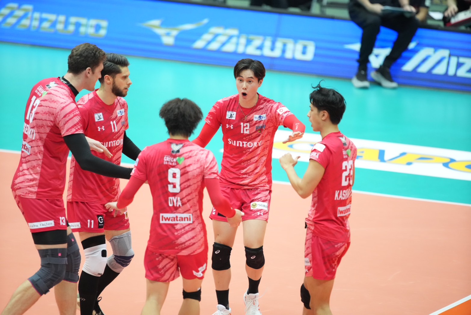 天皇杯全日本選手権 サントリーがストレート勝ちで13大会ぶり2度目の