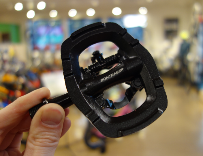 Bontragerのペダルが入荷しました！！！ | ジーンバイクス 神戸西