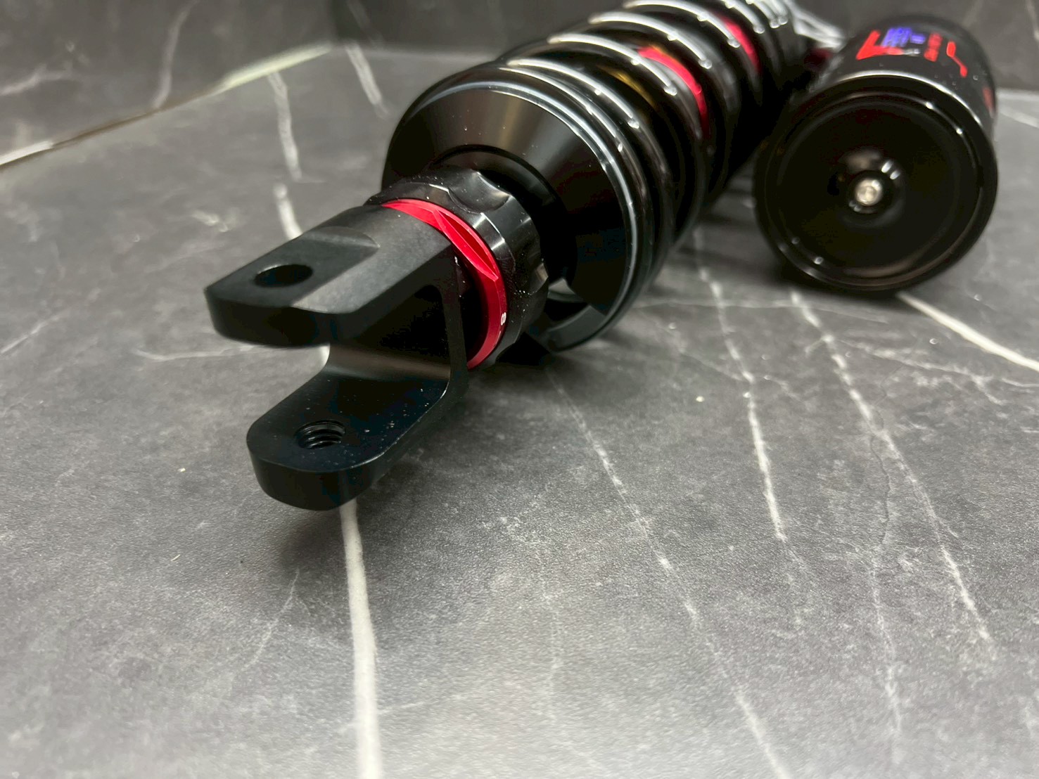 RCB 30周年記念リアショック 305mm｜シグナスグリファス・X FORCE対応