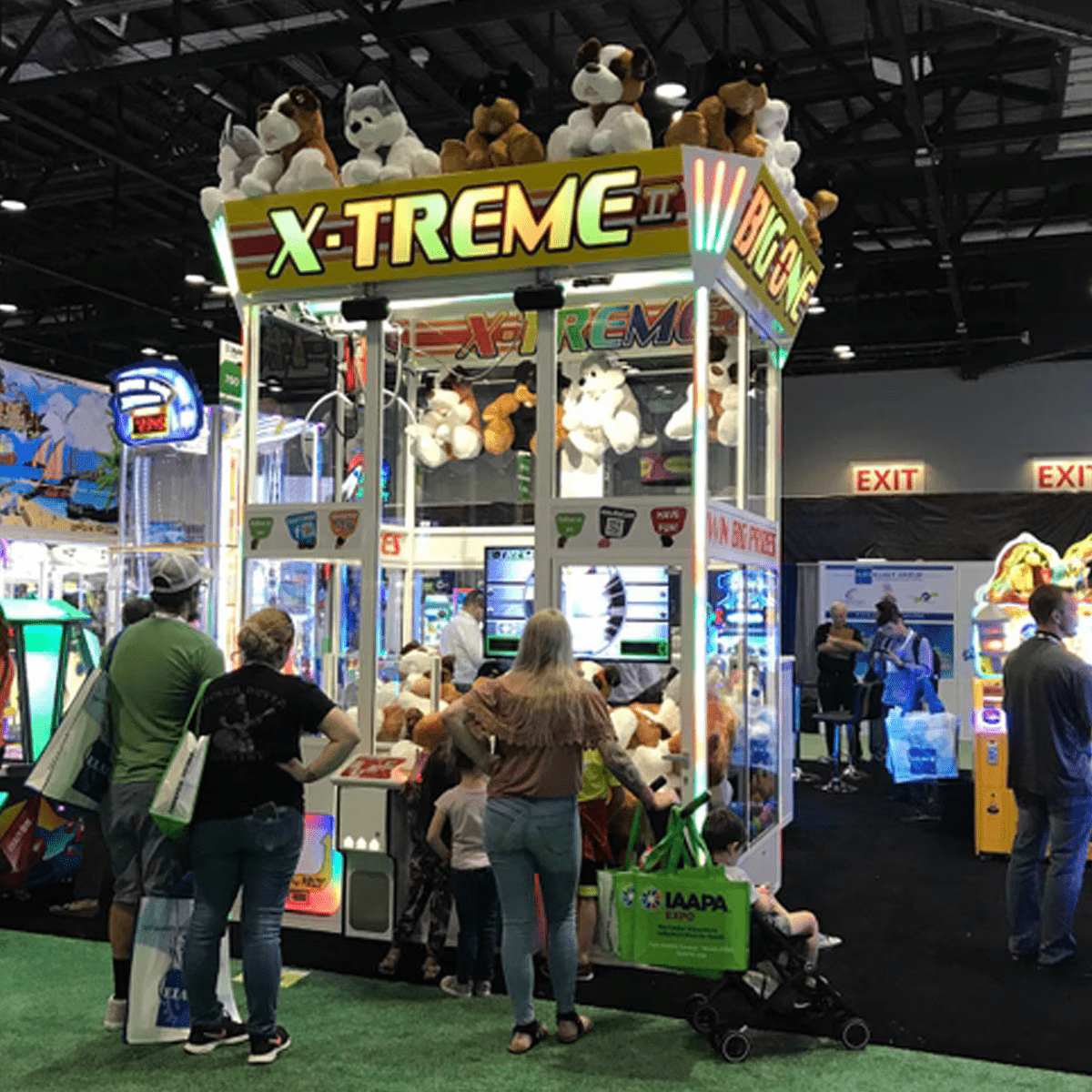Big One X-Treme II Claw Machine | Crane Machine | Gumball.com