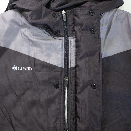 機能性、デザイン性、着心地の良さ、そして実用性を兼ね備えた中綿