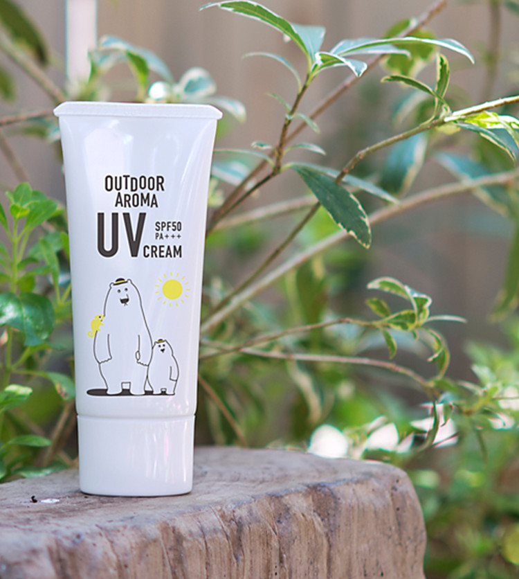 SPF50 /PA+++で毎日使えるアロマUVクリーム