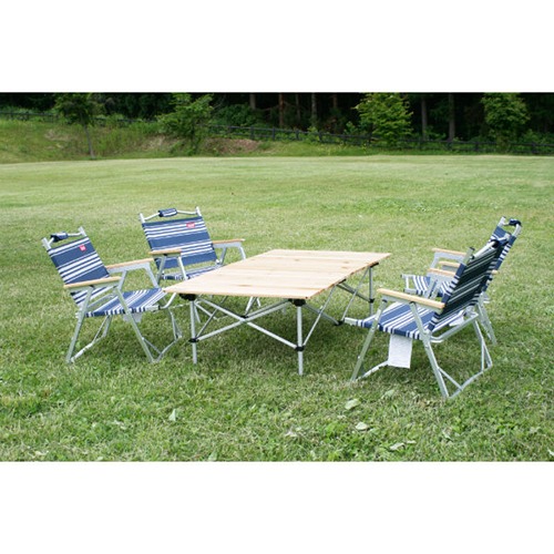 ロースタイルテーブル・チェアセット Coleman コールマンのレンタル