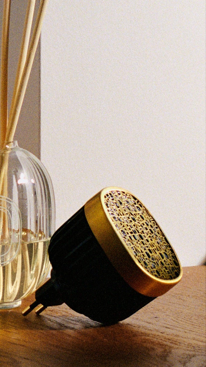 プラグイン ディフューザー - 電気式ホームディフューザー | Diptyque