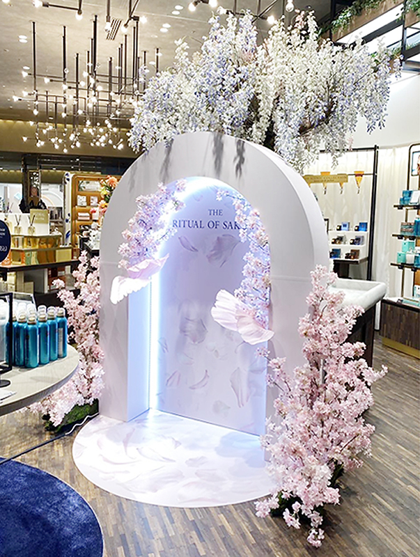 事例紹介】空間に“花がもたらす価値”を添える「空間装飾」 » 横浜