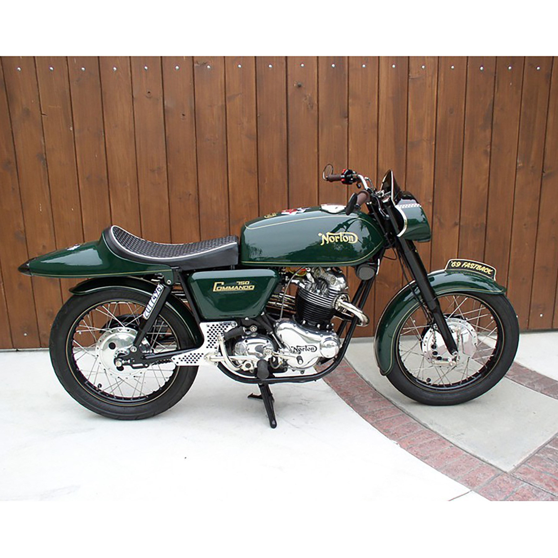 MINICHAMPS 1/12 Norton CommandoNorton Commando 750 Fastback