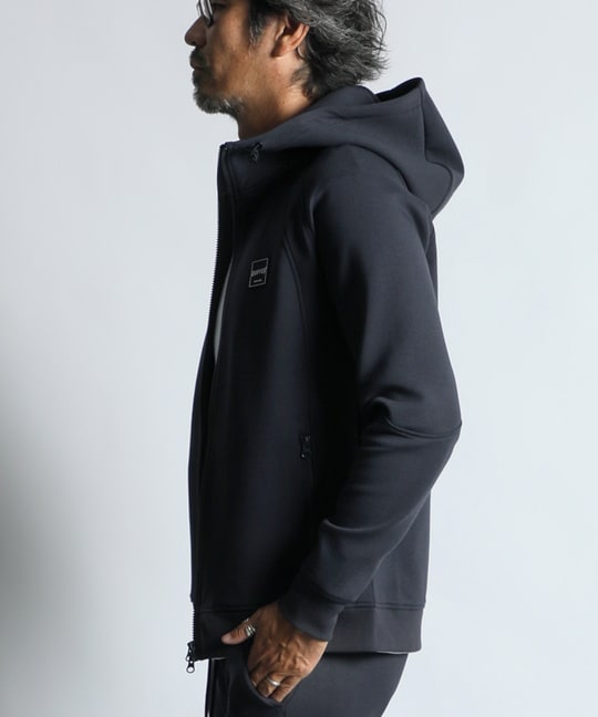 BLACK LABEL〕：セットアップ ダンボールニット ジップパーカー ｜The