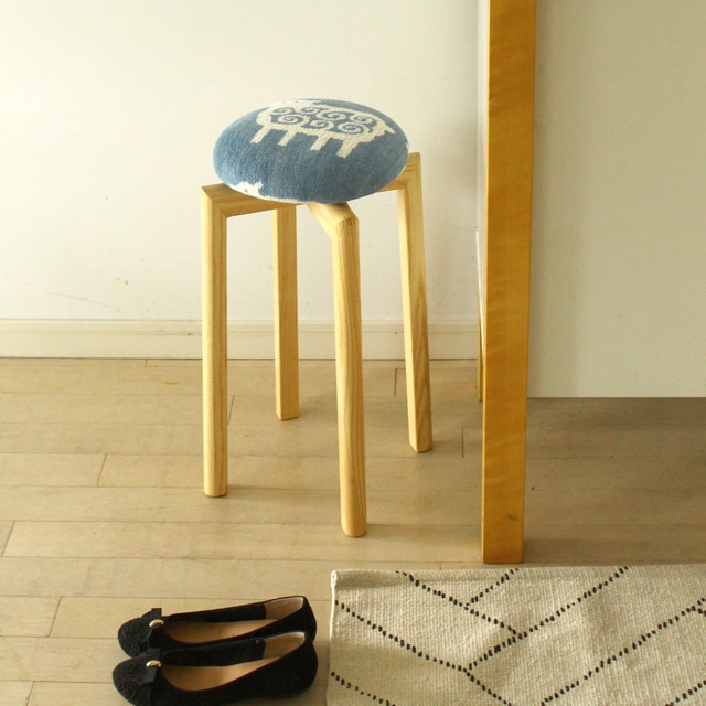 KLIPPAN/クリッパン スツール ヒツジ SSサイズ ブルー | サステナブル