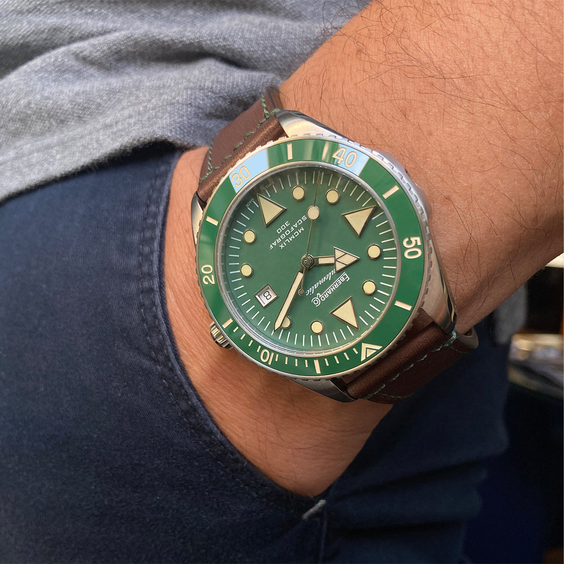 スカフォグラフ 300 MCMLIX 41034VS.09 CP｜エベラール – アイアイイスズ