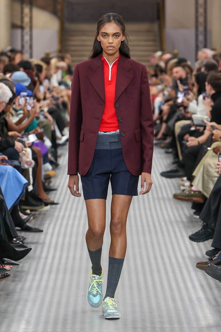 写真19/67｜ミュウミュウ(MIU MIU) 2025年春夏ウィメンズコレクション