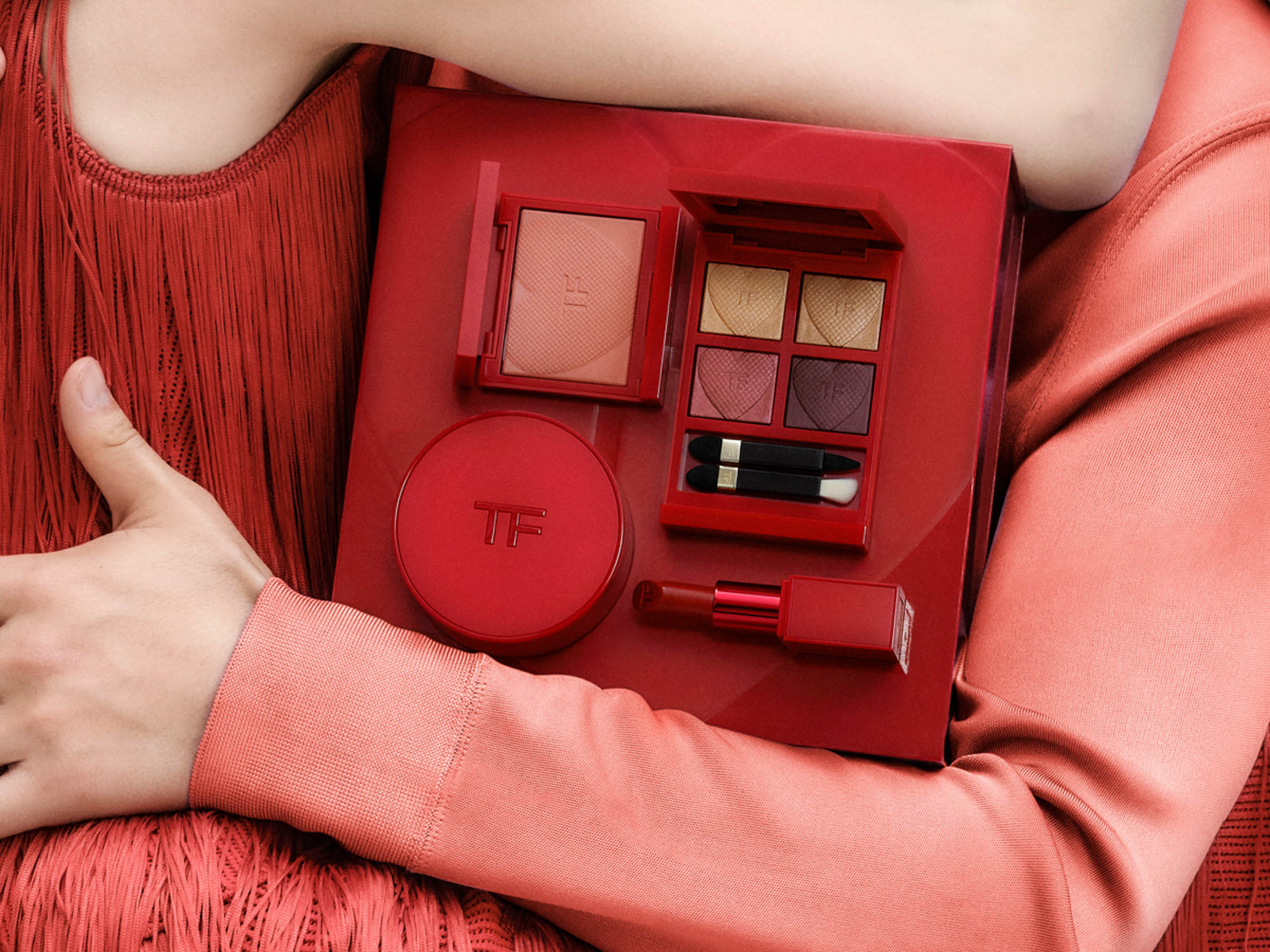 2024年春コスメ】トム フォード ビューティ：アイシャドウ人気色が情熱