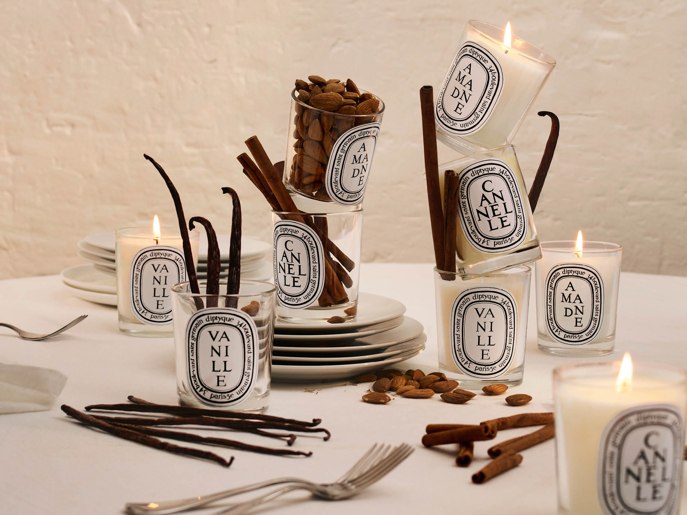 ディプティックから新年を祝うキャンドルが期間限定で登場 アーモンド