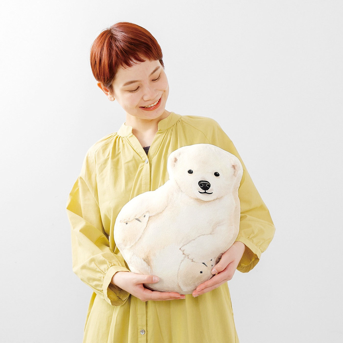 YOU＋MORE! あまえんぼうな三つ子のシロクマ赤ちゃんクッション｜Real