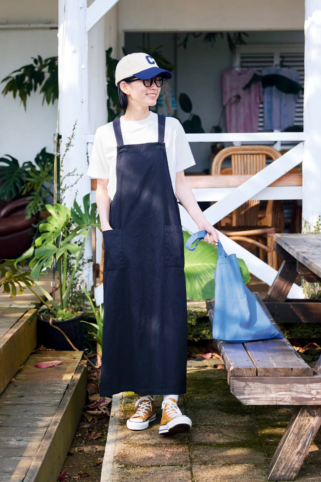 サニークラウズ エプロンワンピースセット〈レディース〉紺｜Sunny