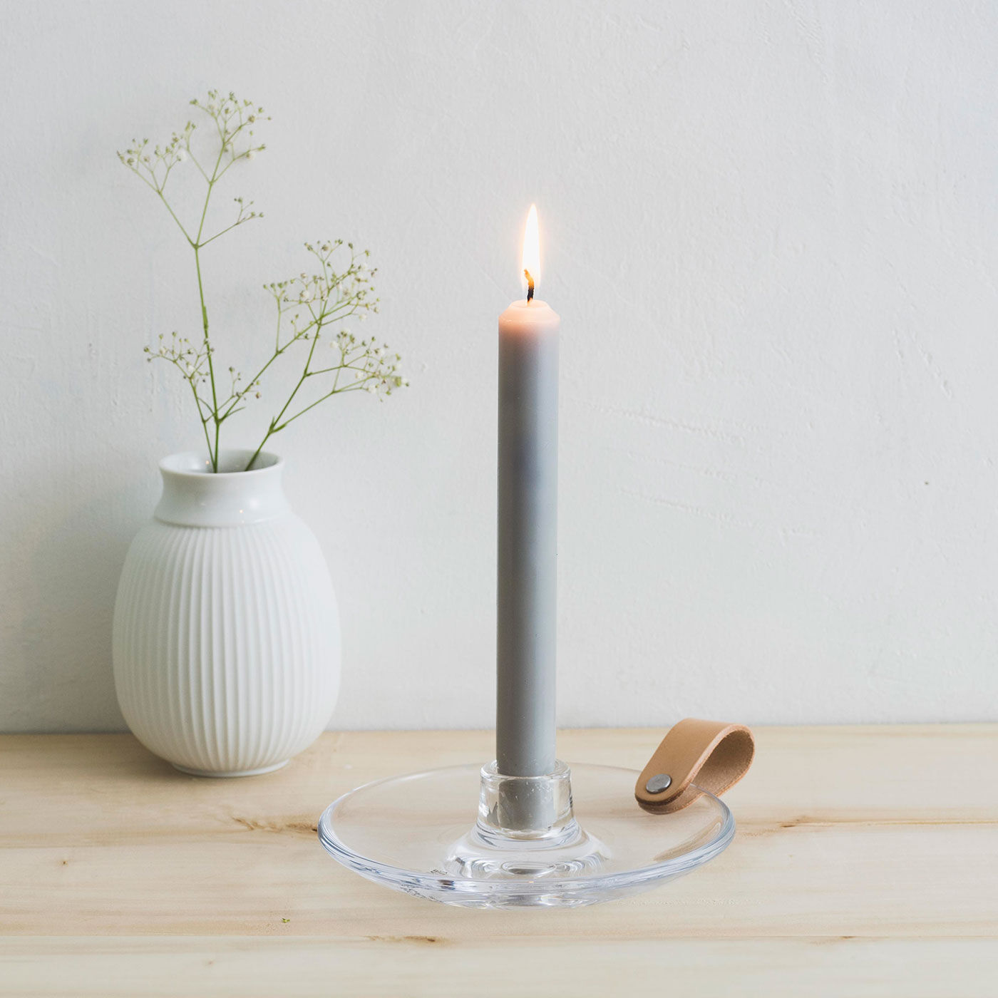 重厚なガラスの透明感が美しいキャンドルホルダー／ホルムガード