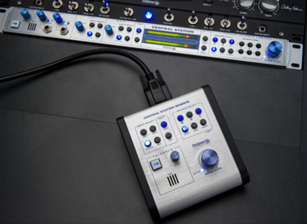 Central Station PLUS Monitoring Controller – PreSonus