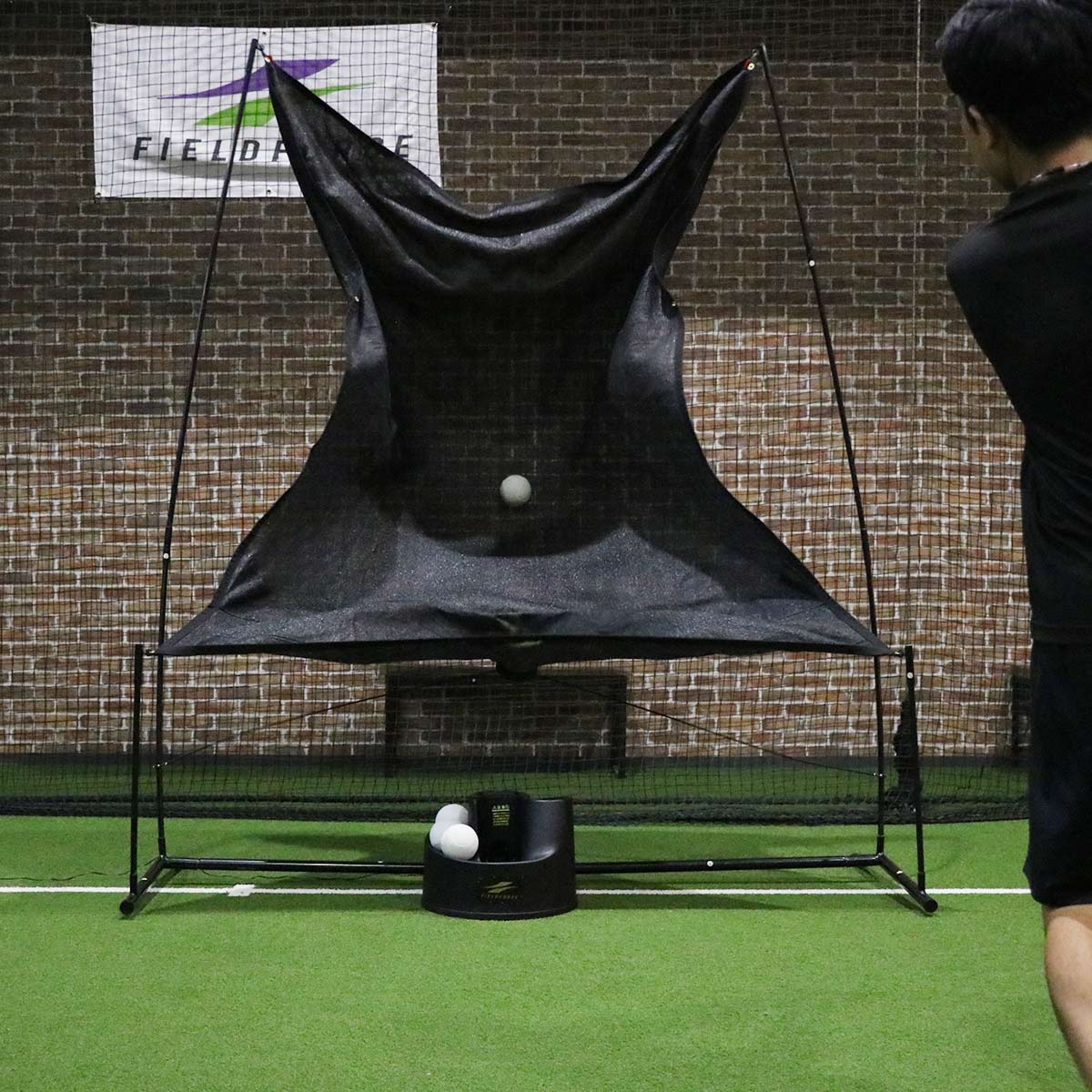 ソフトボール用トスマシン オートリターンネット｜FTM-350ARTAN