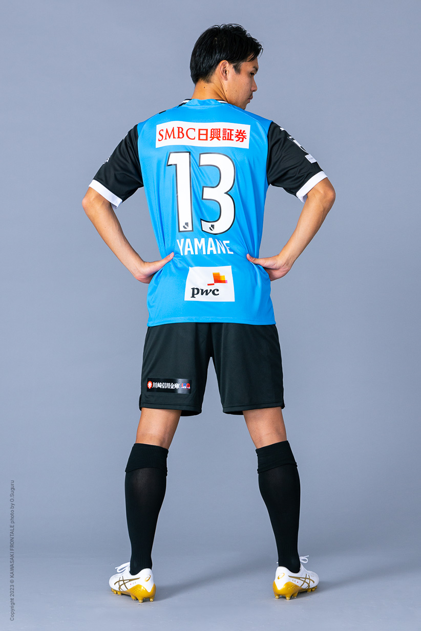 DF13/山根 視来選手 | 選手・スタッフプロフィール2023 : KAWASAKI