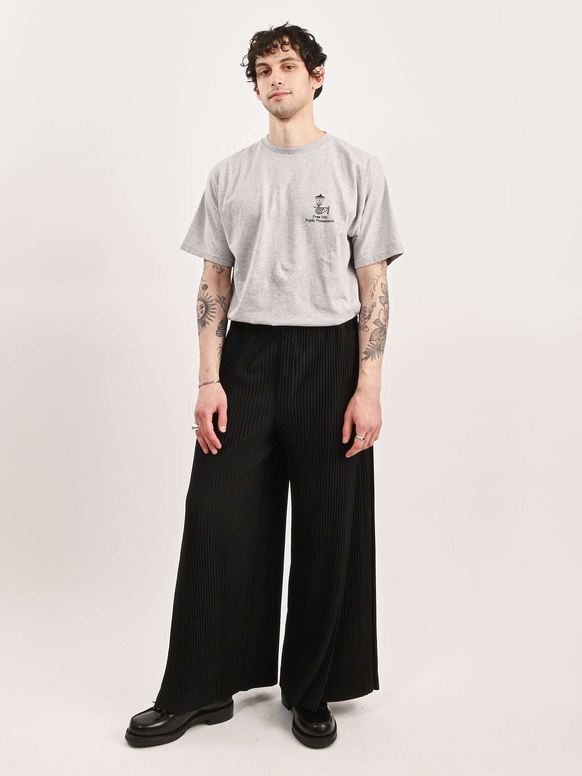 Homme Plisse Issey Miyake - Black Mc May Pants – Frances May