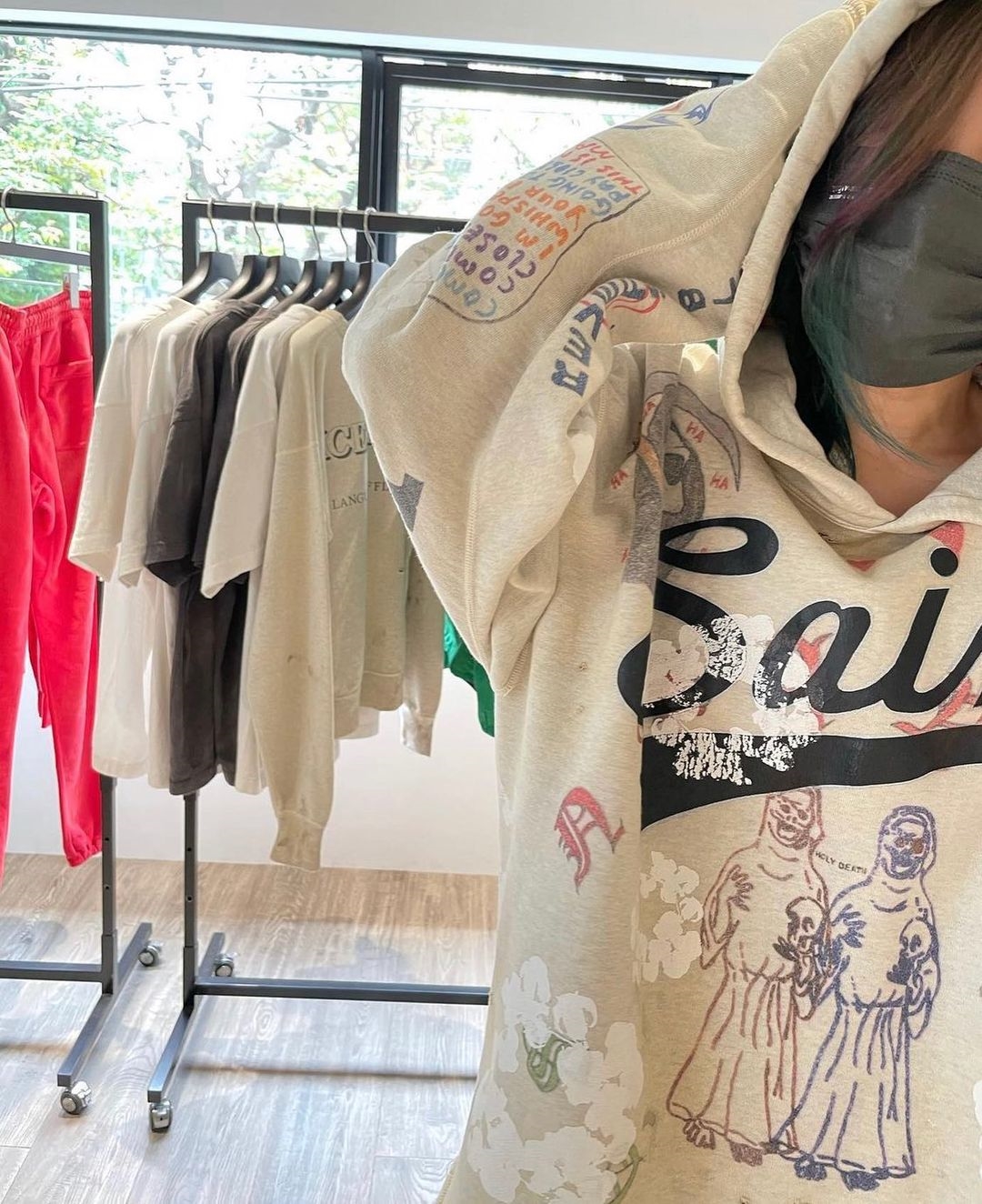 SAINT M×××××× × 村上隆 コラボアパレルが12/21 20:00~webにて発売