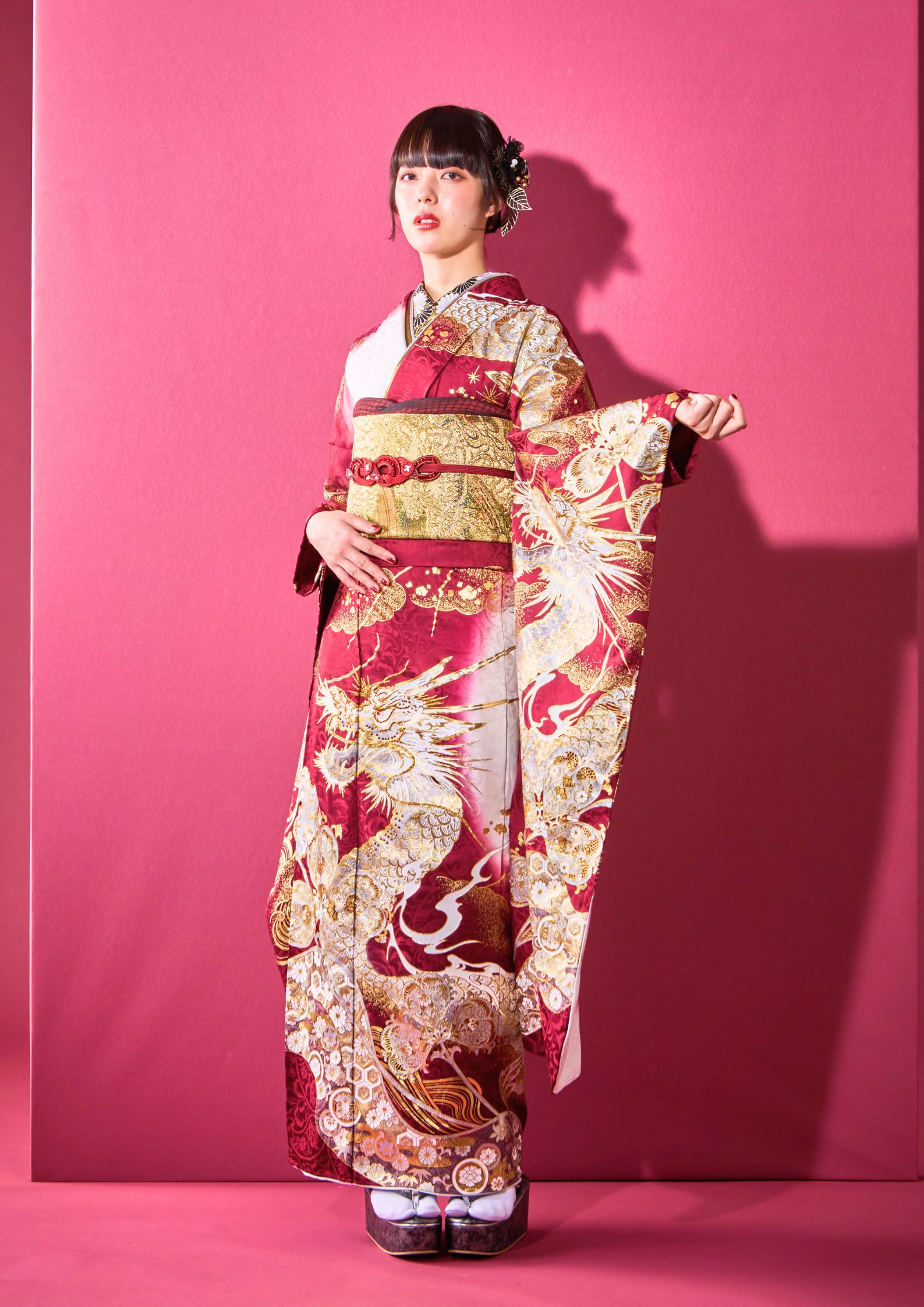 関芳 - ミスユニバースジャパン運営の振袖レンタル店