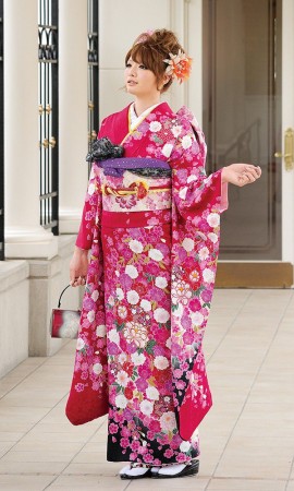 京友禅振袖・桃色・金駒刺繍┃かわいい古典【菊京屋】