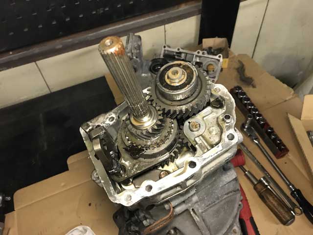 JA11ジムニー ミッションオーバーホール | KOYAMAJIDOSHAKIKAKU