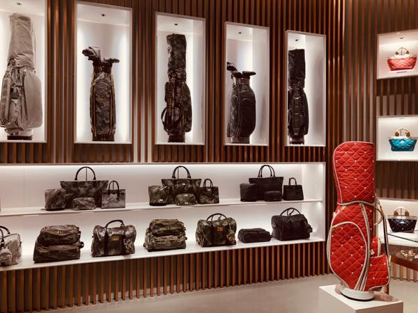 ハワイ・アラモアナセンターに「マークアンドロナ」がオープン