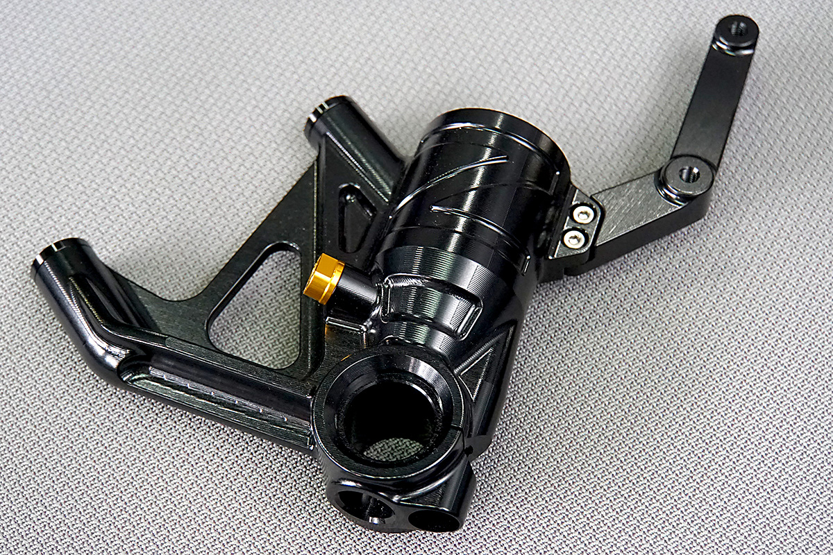 Z900RS/CAFE用フロントフォークボトム by KTS湘南 | 製品紹介