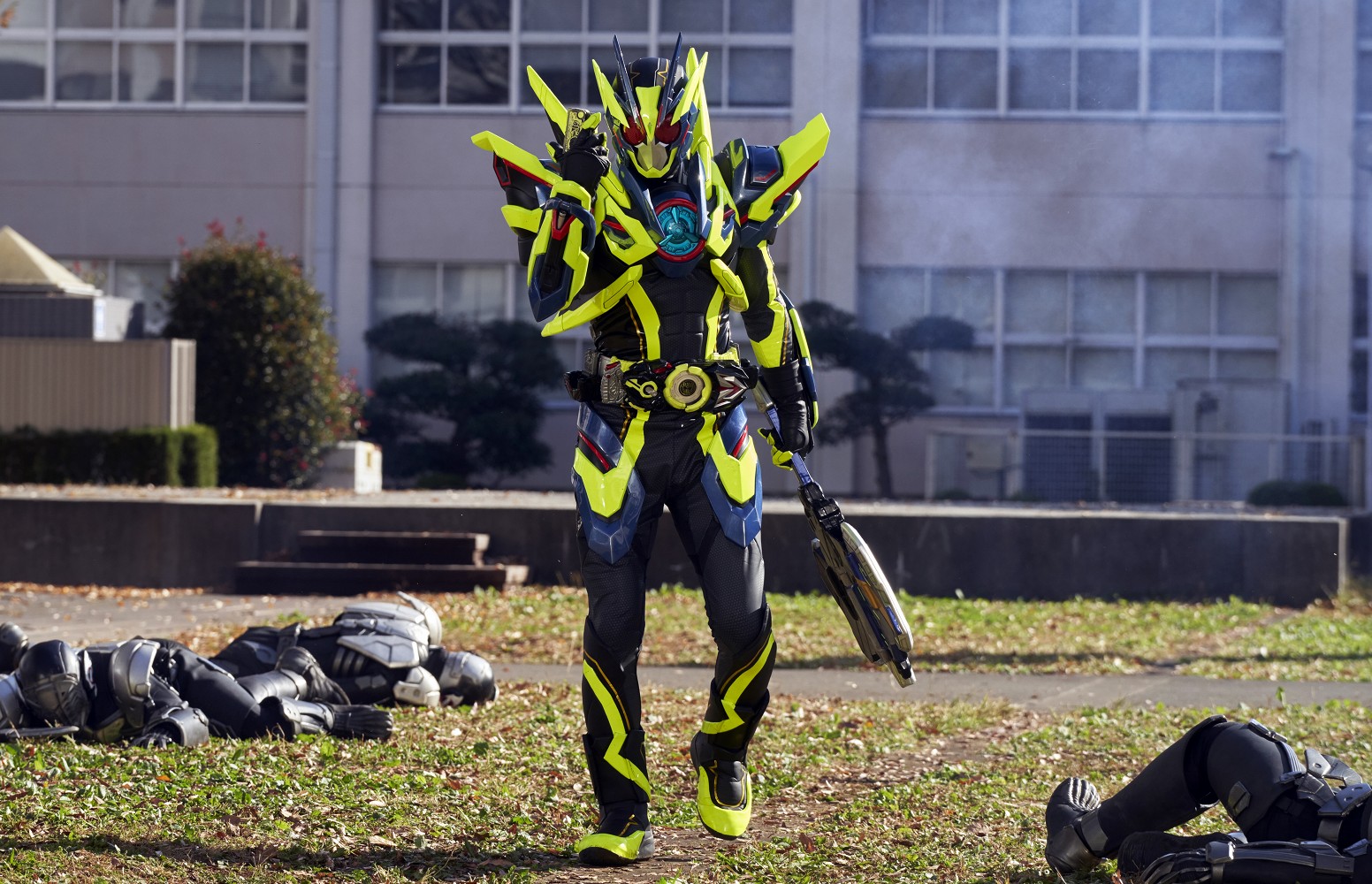 仮面ライダーゼロワン シャイニングアサルトホッパー | 仮面ライダー