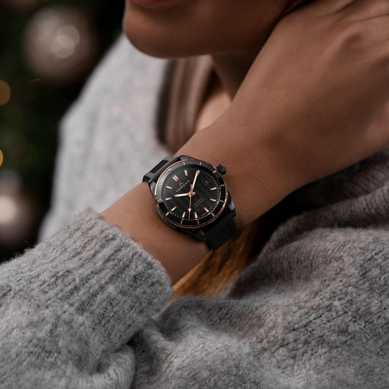 アドベンチャー スポーツ 37mm DLC NB1800BG81A/B183/18BRE.16B