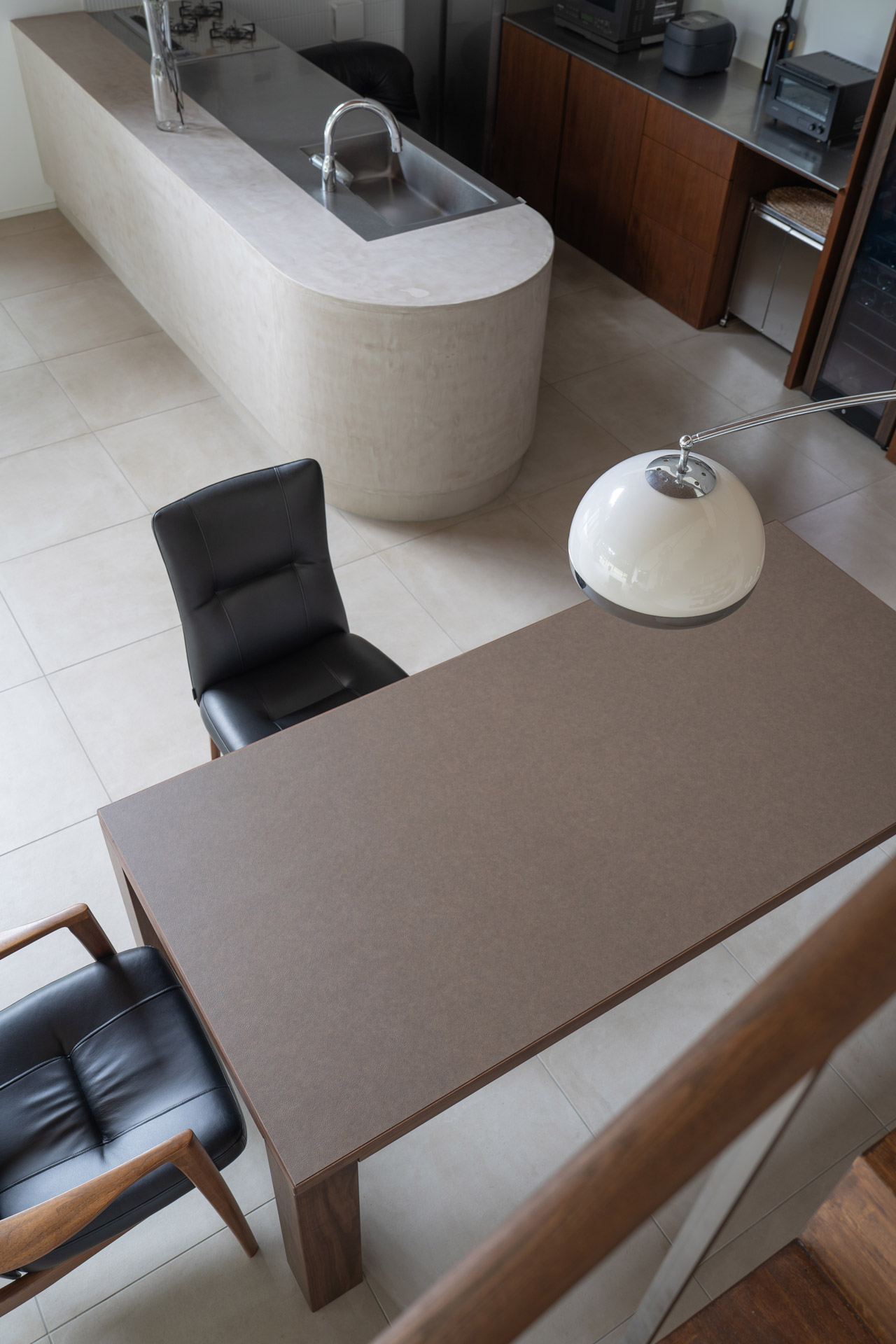 BANQUET - 国産無垢家具は飛騨高山発の家具メーカー KASHIWA