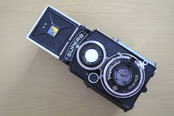 Vol.141]クラシックカメラ話 「SUPERB (スパーブ)」│種清豊のフォト