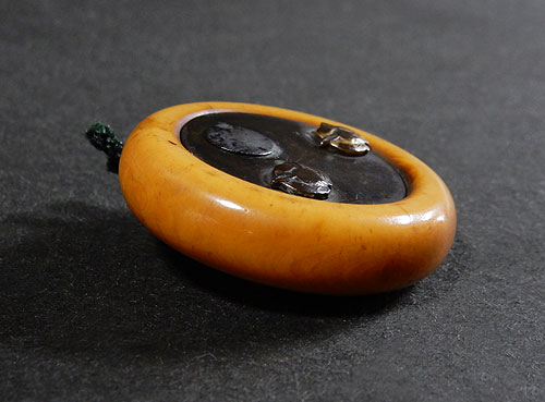 鏡蓋根付 兎の金工細工 販売 | 【骨董品買取】日本全国対応・老舗骨董