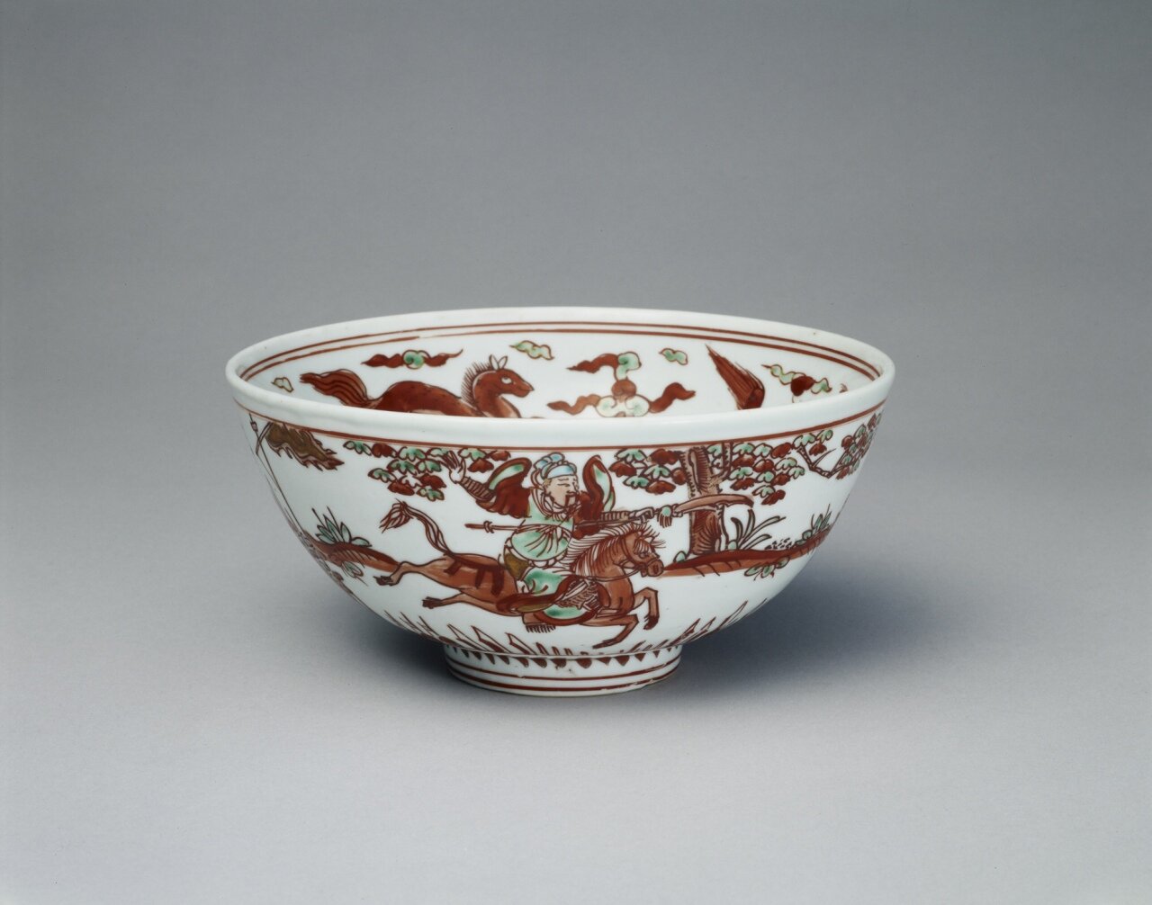 古赤絵刀馬人文鉢 | 茶道具 - コレクション - 荏原 畠山美術館
