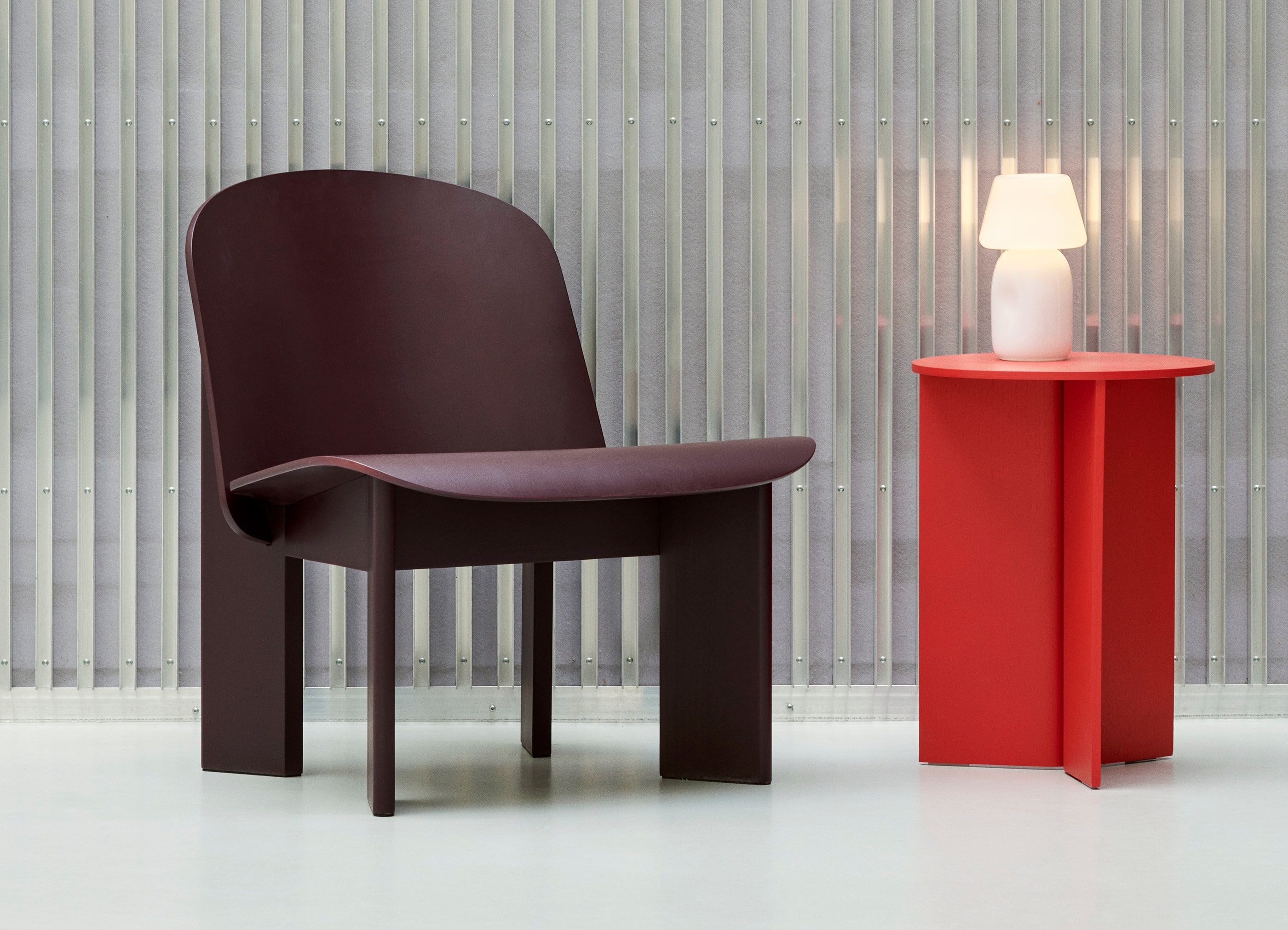 SLIT TABLE WOOD HIGH / Φ35 x H47 - テーブル | 【公式】HAY