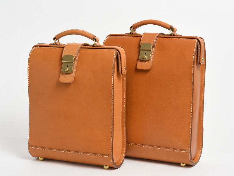 ビジネスリュックとしておすすめのダレスリュック / 革鞄のHERZ(ヘルツ