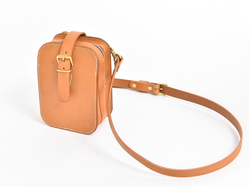 新作：アキベルトポーチ(E-6)｜革鞄・革小物のHERZ公式通販