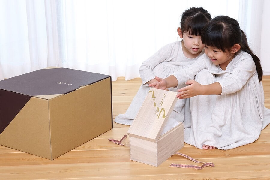 ガラスケースのお雛さま ひととえ｜結｜曲水の宴