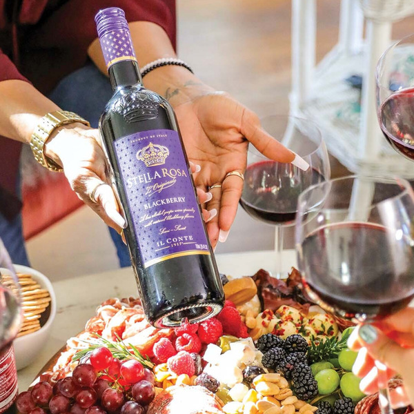 Stella Rosa Blackberry Semi-Sweet Red Wine 750 ml Same-Day