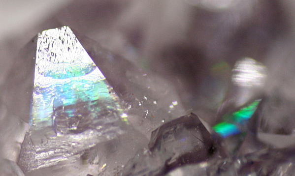 インド/マディヤプラデッシュ州産]天然レインボーアメジスト - 埼玉県