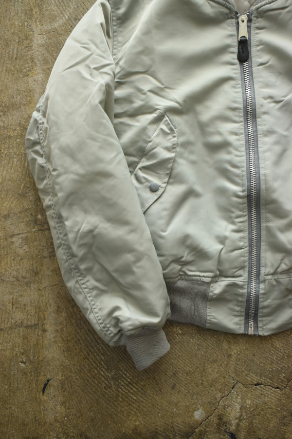 DEADSTOCK] 90's CONCORD by ALPHA INDUSTRIES MA-1 flight jacket