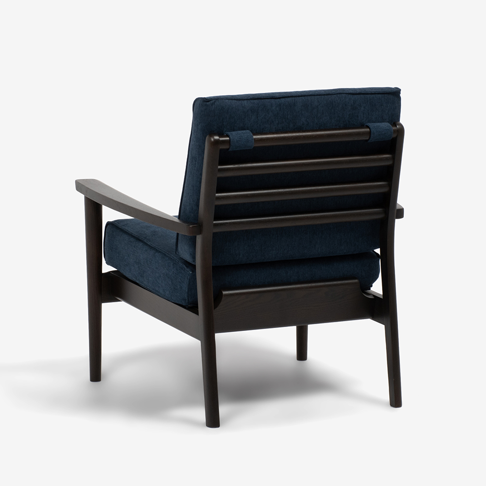 アームチェア「シネマN3」幅73cm レッドオーク材 ダークブラウン色